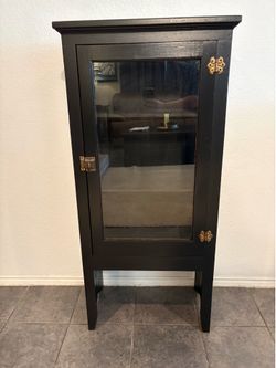Vintage Curio Cabinet