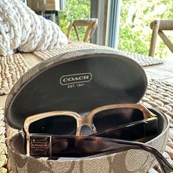 Coach Sunglasses Size Small Color Brown With Case