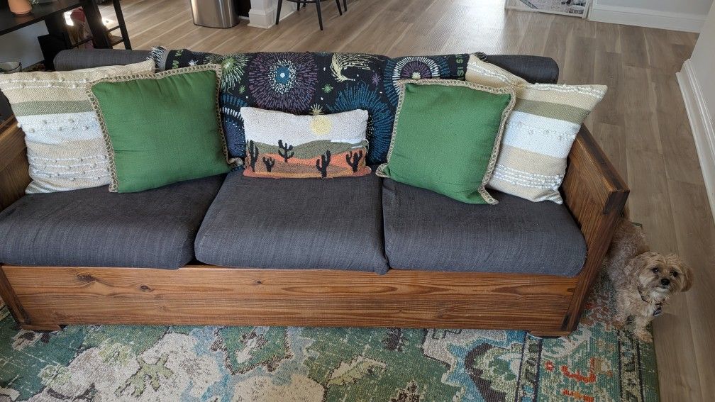 This End Up Sofa And Sleeper/Loveseat