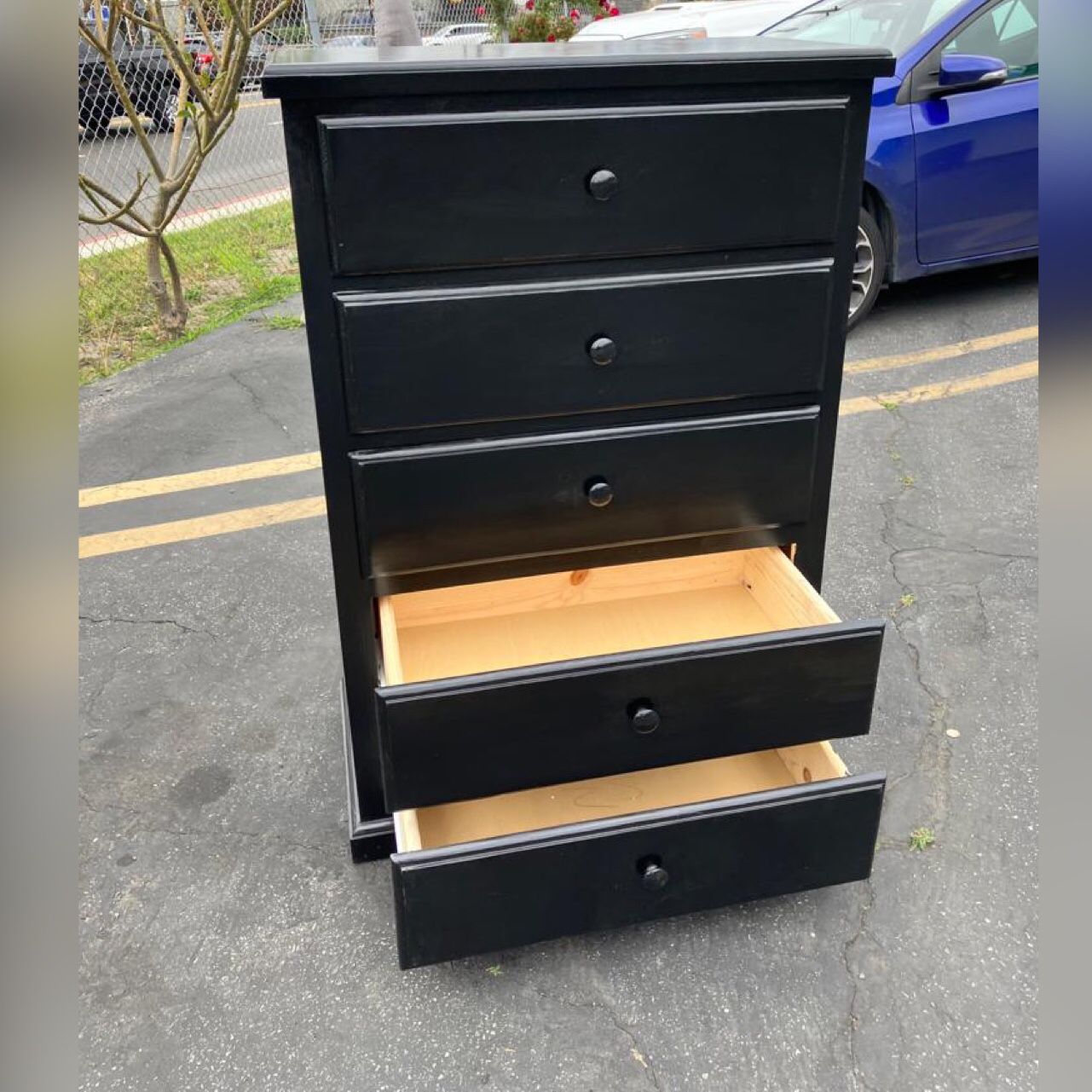Dresser