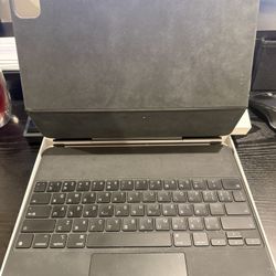 Apple Magic Keyboard Case  for ipad Pro 12.9” 3rd / 4th / 5th / 6th Generation 2018 / 2020 / 2021 / 2022 model 