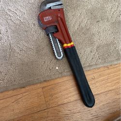 New Pipe Wrench