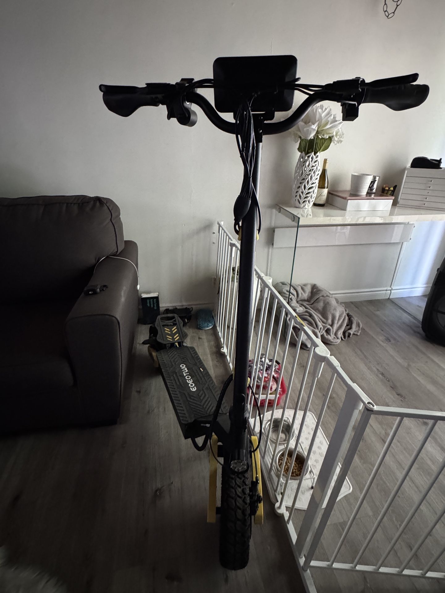 eoeotwo electric scooter