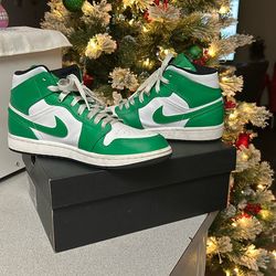 Authentic Air Jordan 1 Mid Lucky Green – Size 8 – Lightly Used-Air Jordan 1 Mid Lucky Green Originales