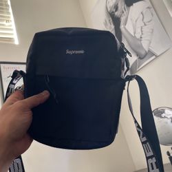 Supreme Shoulder bag ss17