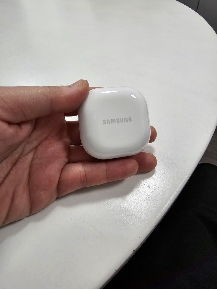 Samsung Galaxy Buds 2