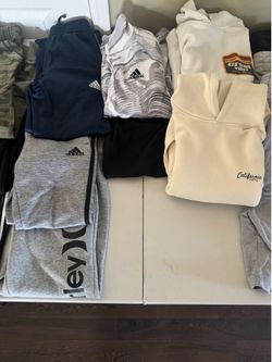 Selling boys size 8 clothing 41 pieces total