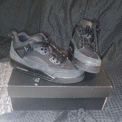 Jordan spizike low New Size 6.5y