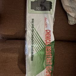 Chemical resistant gloves