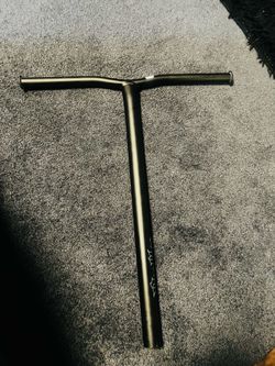 23’ Black Scooter Bar