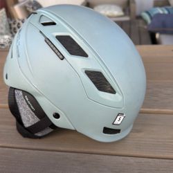 Salomon helmet 