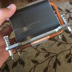 HP Compaq 410146-001 Rev.B Foxconn CPU Processor Heatsink with Mounting Screws