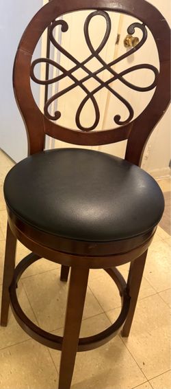 Glass table and bar stools