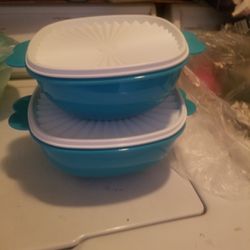 Tupperware 