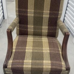 Lazy boy custom Chair Wood Legs New 