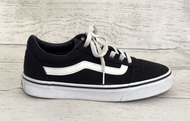 Women’s Vans 7.5