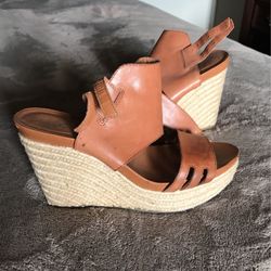 Vince Camuto