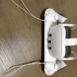 Meta Quest 3 – 512GB – Includes Charging Stand – Great Condition