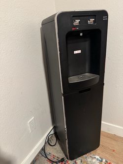 Water dispenser