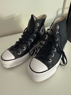 Converse Chuck Taylor All Star Platform High Tops – Black Leather – Women’s Size 7 – Never Worn