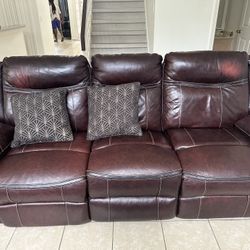 Brown couch 