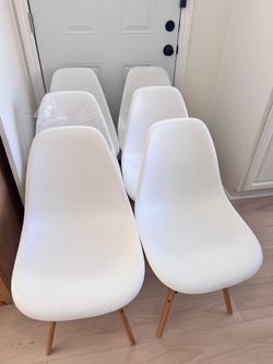 6 Dining Room Chairs