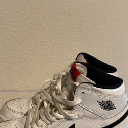 Air Jordan Retro High OG premium yin yang white