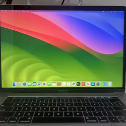 Apple MacBook Pro 16 Inch