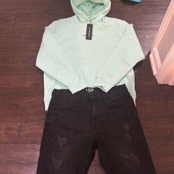 Pennys Size 10 , Short Size 33 , Hoodie Size L (new)