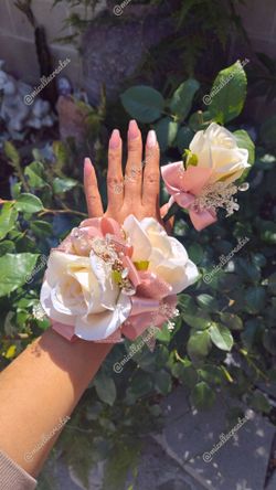 Rose Gold Prom Corsage Set ✨ Corsage Set ✨