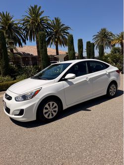 2017 Hundai Accent SE