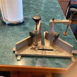 Eezee Miter Clamp