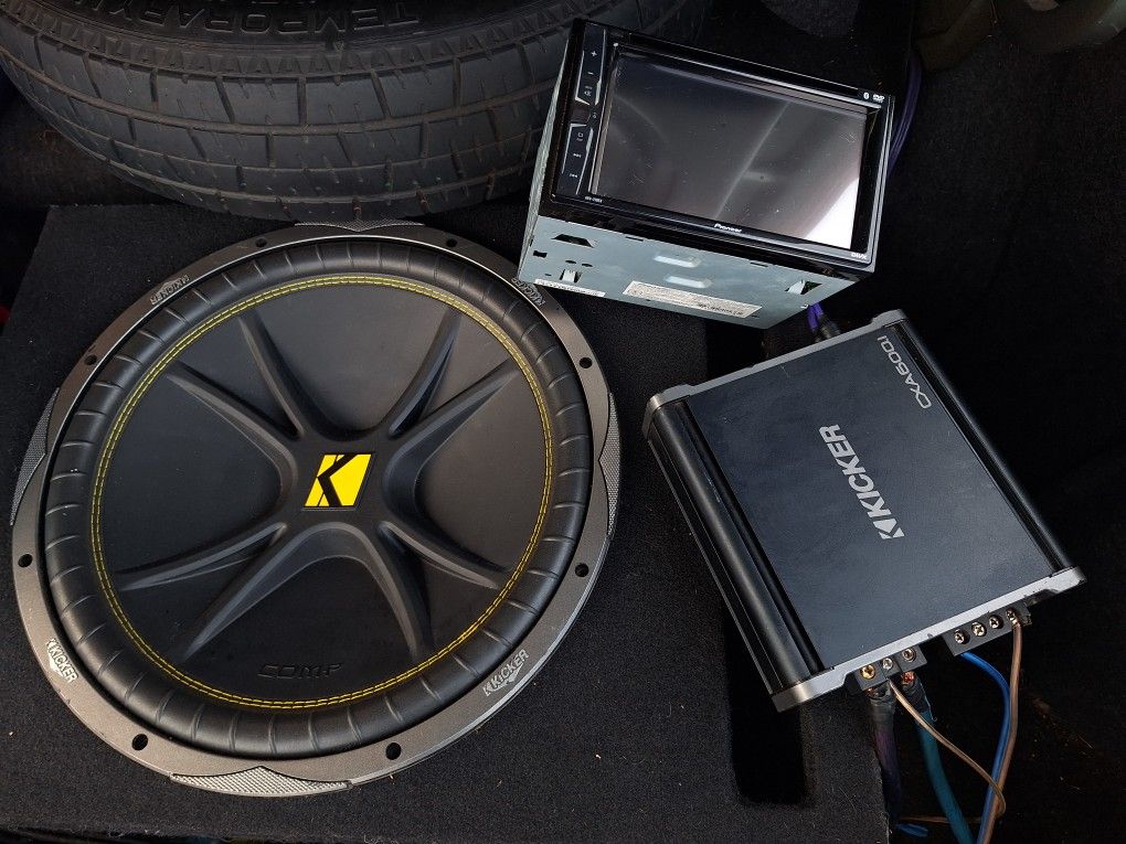 15 KICKER KICKER AMP AND PIONEER RADIO for Sale in Hercules, CA OfferUp