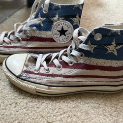Converse Women’s Size 8