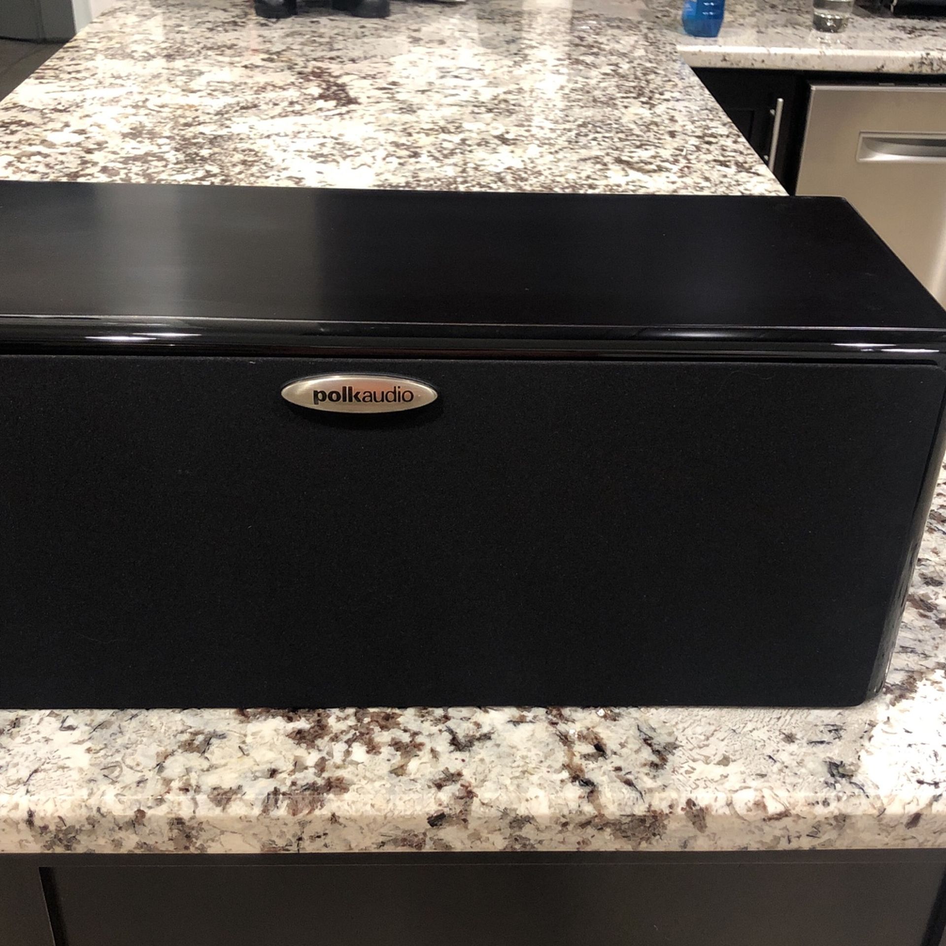 Polk Lsim 704c