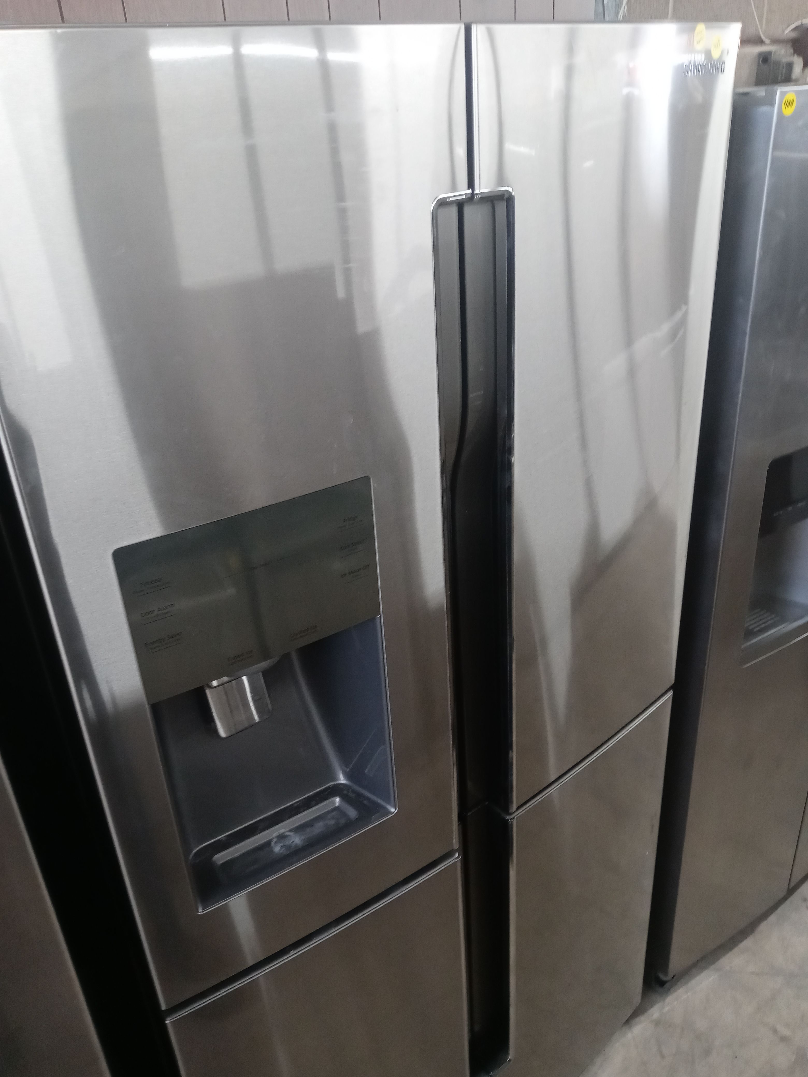 Samsung stainless steel 4-door french door refrigerator - Free delivery