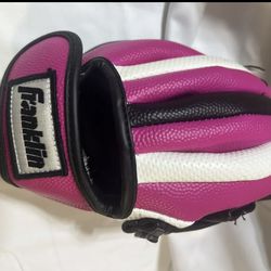 Baseball glove SMALL 8.5 boys girls Pink Right hand throw Franklin Ready to Play