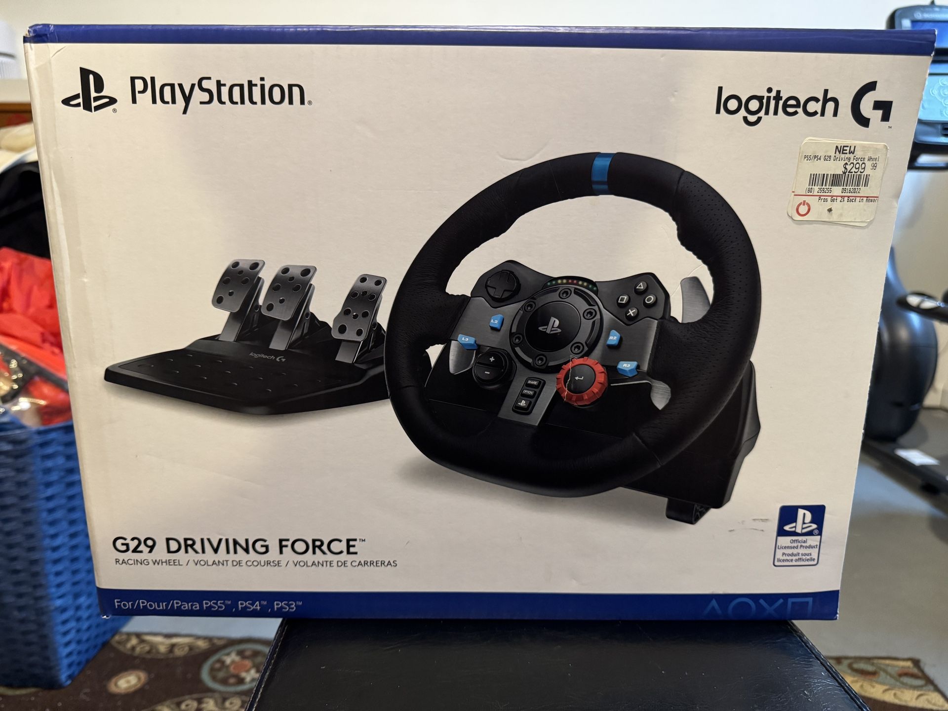 Logitech G29 Driving Force Racing Wheel