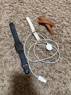 Apple Watch SE 40MM 1st gen