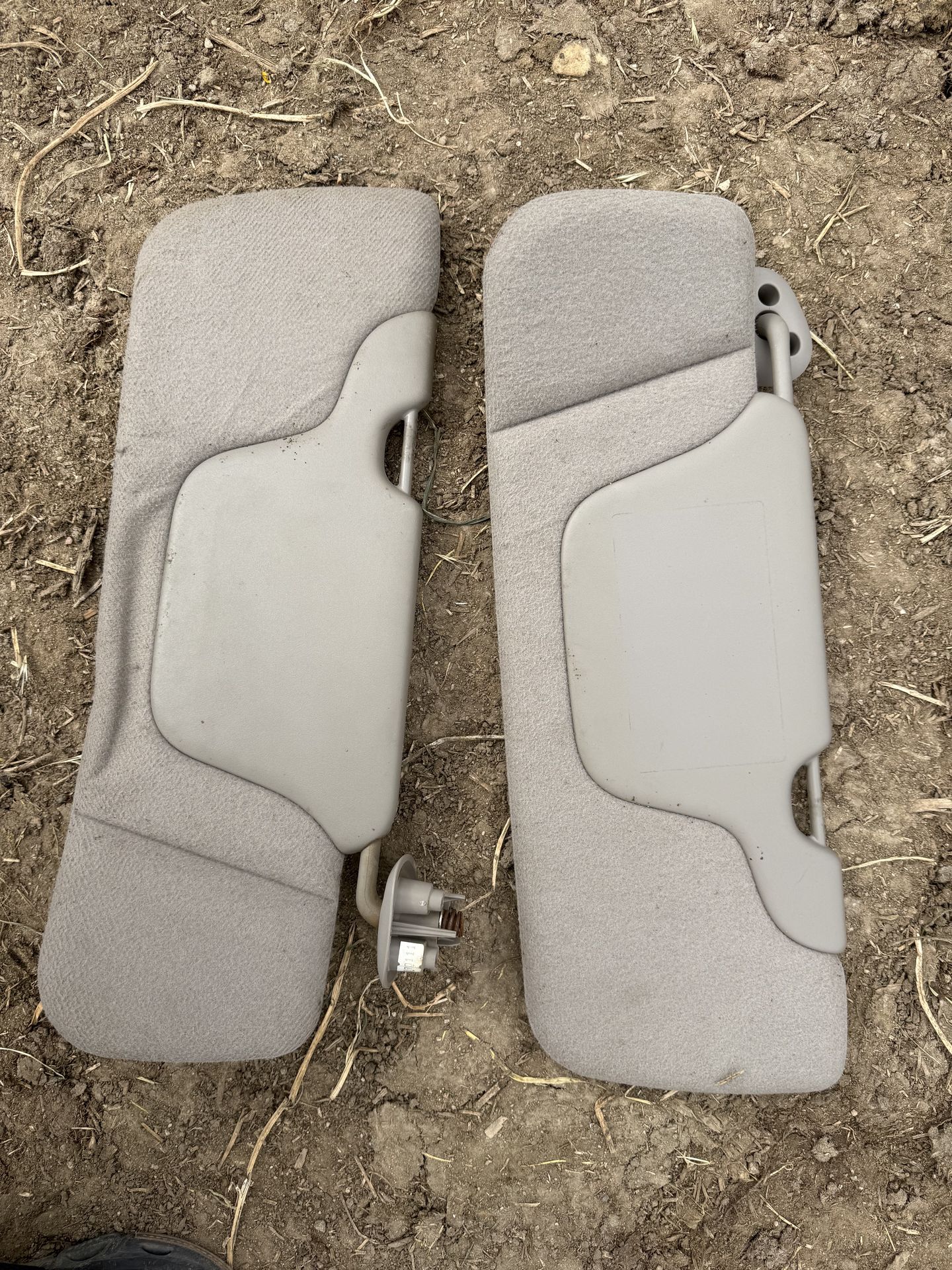 2002 gmc Sierra parts $20 each