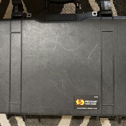 Pelican Laptop Case