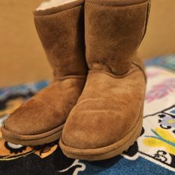 Botas UGG size 5