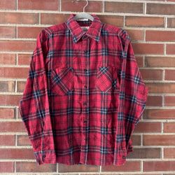 Shaugtuck Drygoods Flannel Shirt - Men’s Medium, Red Plaid