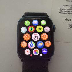 Apple Watch Series 7 — 45mm (Read Description)