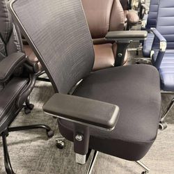 Big and Tall Office Chair 500lbs, Ergonomic Oversize Mesh Desk Chair, Heavy Duty High Back Computer Chair with Wide Thick Seat Cushion