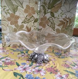 Large glass fruit bowl centerpiece