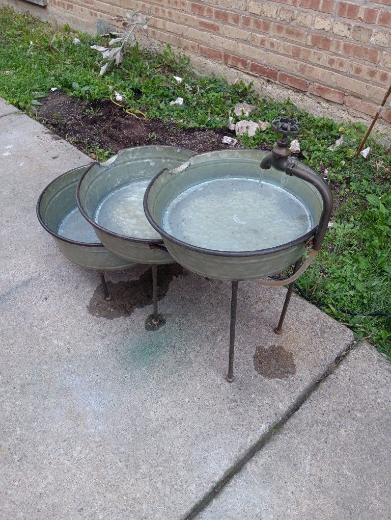 Vintage Galvanized Electric Outdoor Patio Fountain