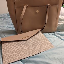 Michael Kors Purse 