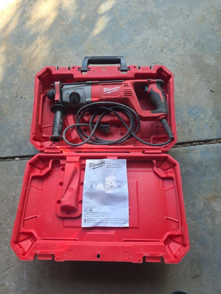 Milwaukke Hammer Drill