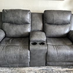 Leather Love Recliner Electric 